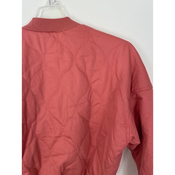 Universal Thread Women's Bomber Jacket XS Pink Zip Puffer Quilted Pockets New - Picture 7 of 9